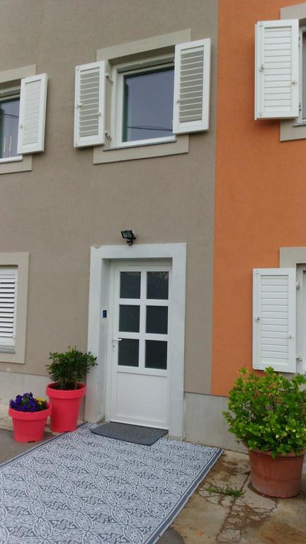 רייקה Orange Cube Apartment מראה חיצוני תמונה